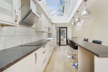 Crossways, SM2, London - Photo 5