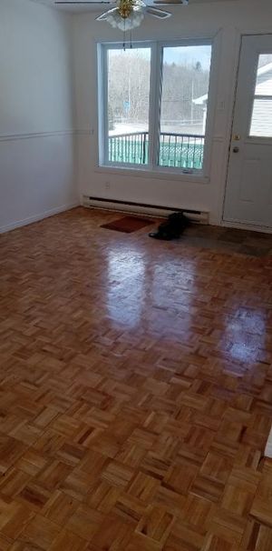 5 1\2 rue Bowen Sherbrooke 1230$ - Photo 1