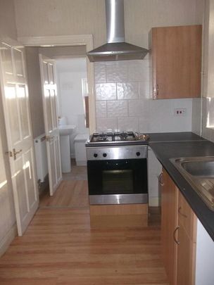 3 bedroom terraced house to rent - Photo 1