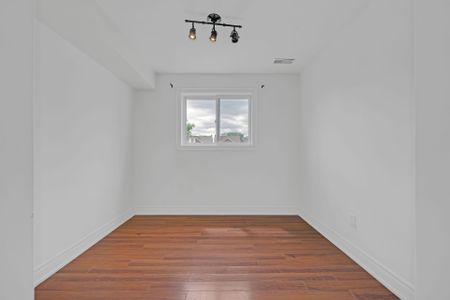 For Lease - 660 Crawford Street Unit# 2ND FLOOR, Toronto, Ontario - Photo 2