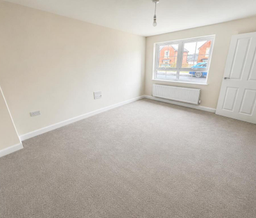 4 bedroom detached house to rent - Photo 5