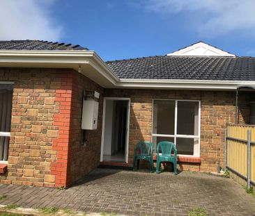 Three Bedroom Home - Photo 4