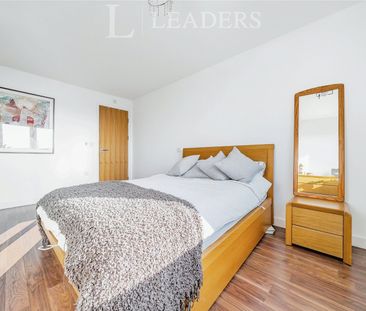 2 bedroom apartment to rent The Blue Building, Gunwharf Quays, Port... - Photo 3