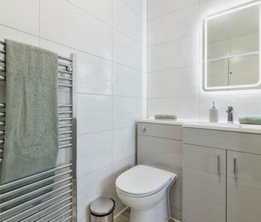 1 bedroom in a house share to rent - Photo 6