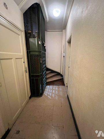 À louer, bel appartement deux pièces entièrement refait à neuf, situé avenue Ledru-Rollin, dan... - Photo 3