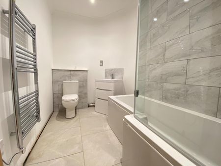 Neville Court, Avenue Road, Stratford-upon-Avon - Photo 5