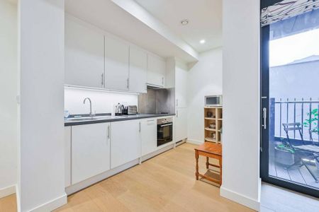 1 bedroom flat to rent - Photo 5