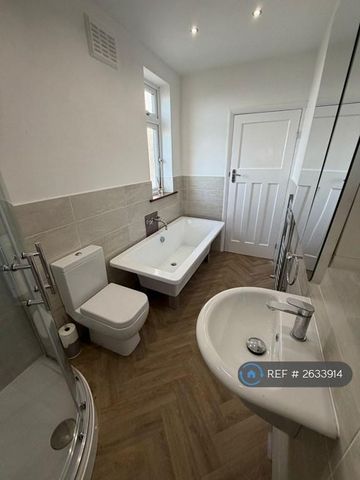 2 bedroom maisonette to rent - Photo 3