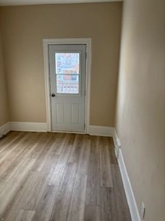 For Lease - 3 Elm Street, West Centre Town, Ontario - Photo 3