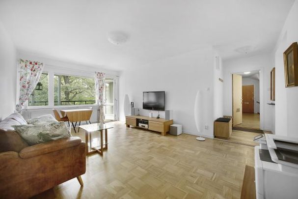 Nyrenoverad brf 2:a i Järfälla - Photo 1