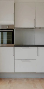 Moderne og lys lejlighed - Photo 3