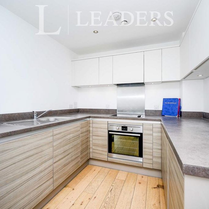 2 bedroom apartment to rent - Photo 1