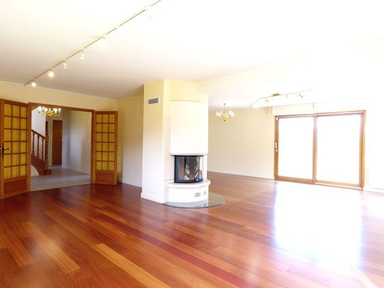 Spacious Villa in Pougny - Breathtaking view - Near Chancy train station - Photo 1