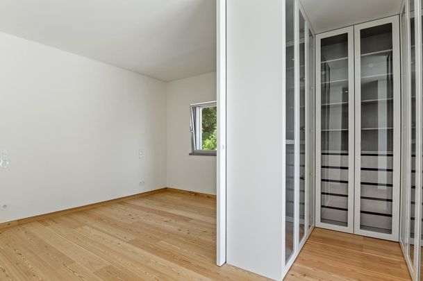 3 Bedroom Apartment with swimming pool, Monte Estoril, Cascais - Photo 1