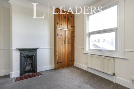 4 bedroom apartment to rent Albert Walk, Felixstowe, IP11 - Photo 3