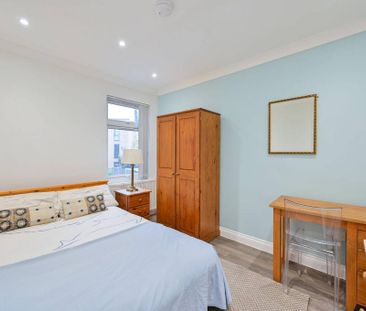 5 bedroom terraced house to rent - Photo 6