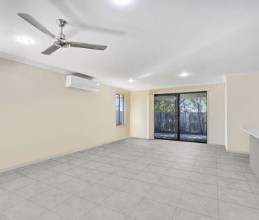 5 Benjamin Street,PIMPAMA - Photo 1