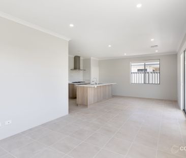 Modern Family Home in Prime Location - Photo 3