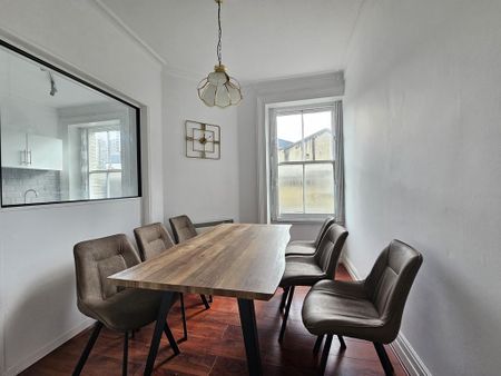 4 bedroom flat to rent - Photo 2