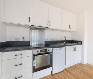 1 bedroom flat to rent - Photo 6