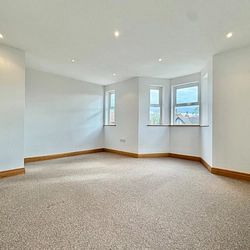 Cliftonville Avenue, Cliftonville, Margate, CT9 2ET, Kent - Photo 1