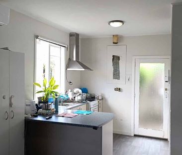 North west facing one bedroom villa conversion. - Photo 5