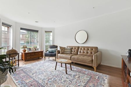 4 Bedroom Spacious Family Home! - Photo 2