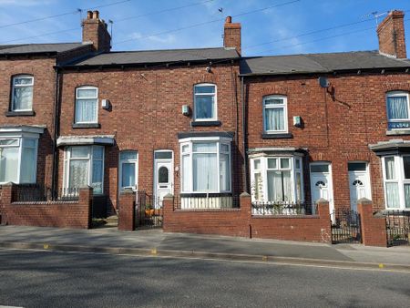 3 bedroom terraced house to rent - Photo 5