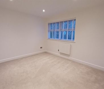 1 BED Terraced House To rent - Photo 6