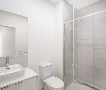 Contemporary 3 Bedroom Townhouse - Now Available! - Photo 6