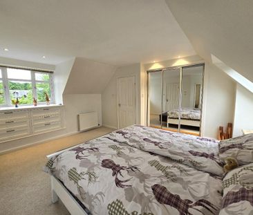 6 bedroom detached house to rent - Photo 4