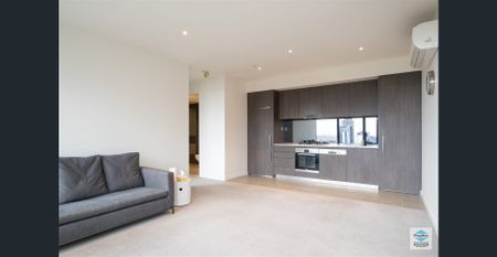 Partially Furnished Spacious Fulton Apartment - Photo 2