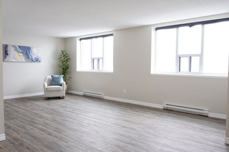 Mill Place Apartments - PARKING SPACE INCLUSIVE - Photo 3