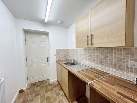 4 Bedroom Detached, 5 Deanery Close, Liverpool - Photo 2