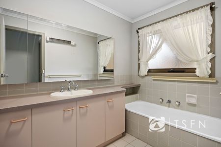 40 Clee Cres, Strathdale - Photo 4