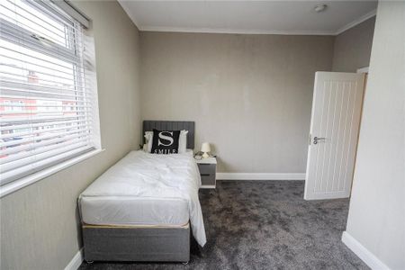 3 bedroom terraced house to rent - Photo 5