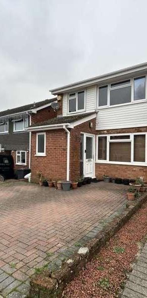 Britten Road, Basingstoke, RG22 - Photo 1