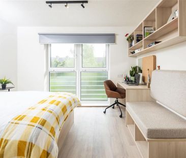 1 bedroom in a flat share to rent - Photo 1