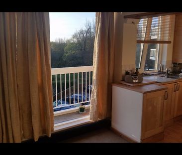 2 Bed Flat, Furze Hill House, BN3 - Photo 2