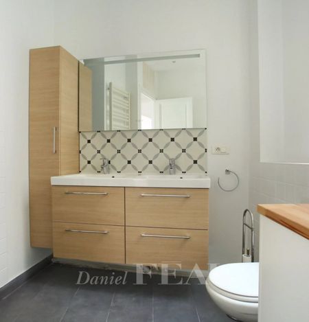 Appartement • Ile de la Jatte-Parc d'Orléans - Photo 4