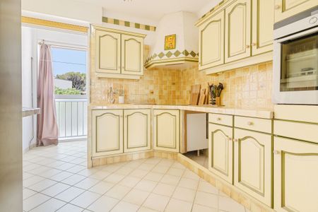 Location Appartement 3 pièces 65m² SAUSSET LES PINS 13960 - Photo 5