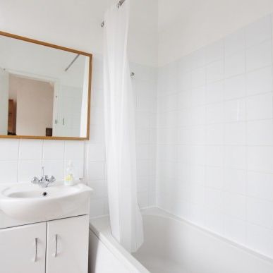 1 Bed Flat - Bonchurch Road, Brighton - £775.00PCM - Photo 2