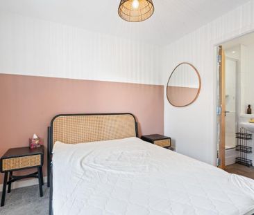 2 bedroom flat to rent - Photo 6