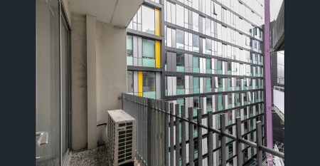 Updated 2 bedroom apartment - Photo 3