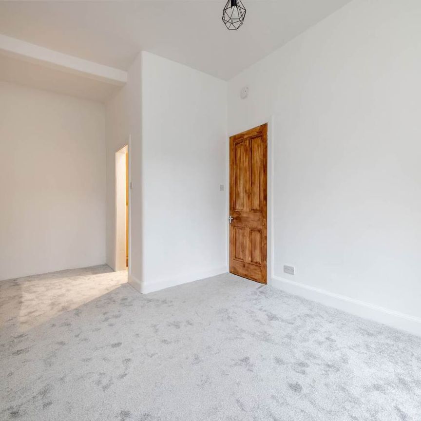 Downfield Place, Dalry, Edinburgh - Photo 1