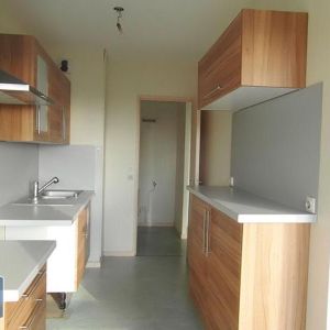 Location Appartement 3 pièces 68m² LILLE 59000 - Photo 2