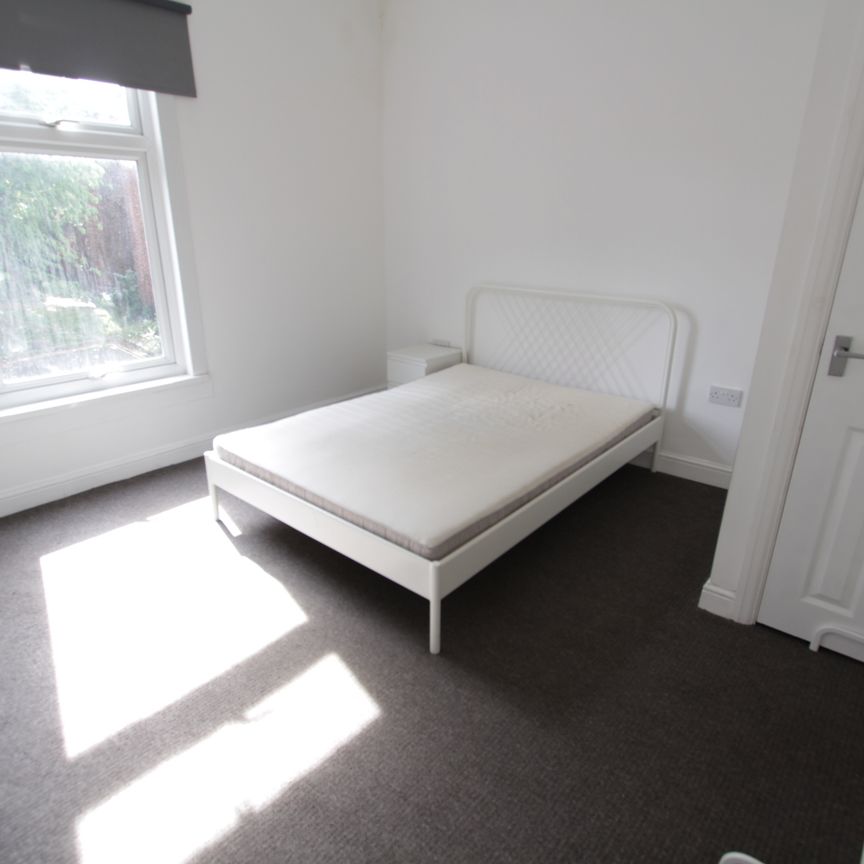 Alderson Place, Sheffield, S2 - Photo 1