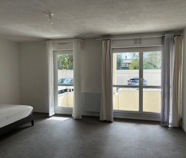 Location Appartement 1 pièce 35m² - Photo 6