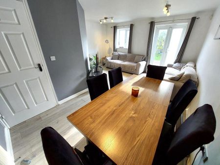 3 bedroom townhouse to rent - Photo 3