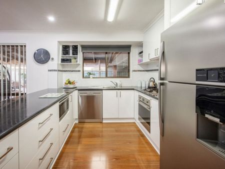 25 Marshall Street, Wodonga VIC 3690 - House For Rent | Domain - Photo 5